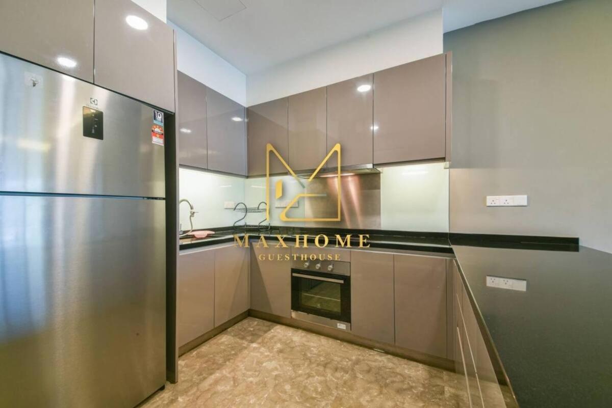 Maxhome Premium@vista Apartment *